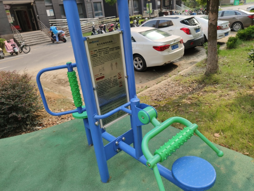 雙立柱腰背按摩器 雙立柱腰背按摩器