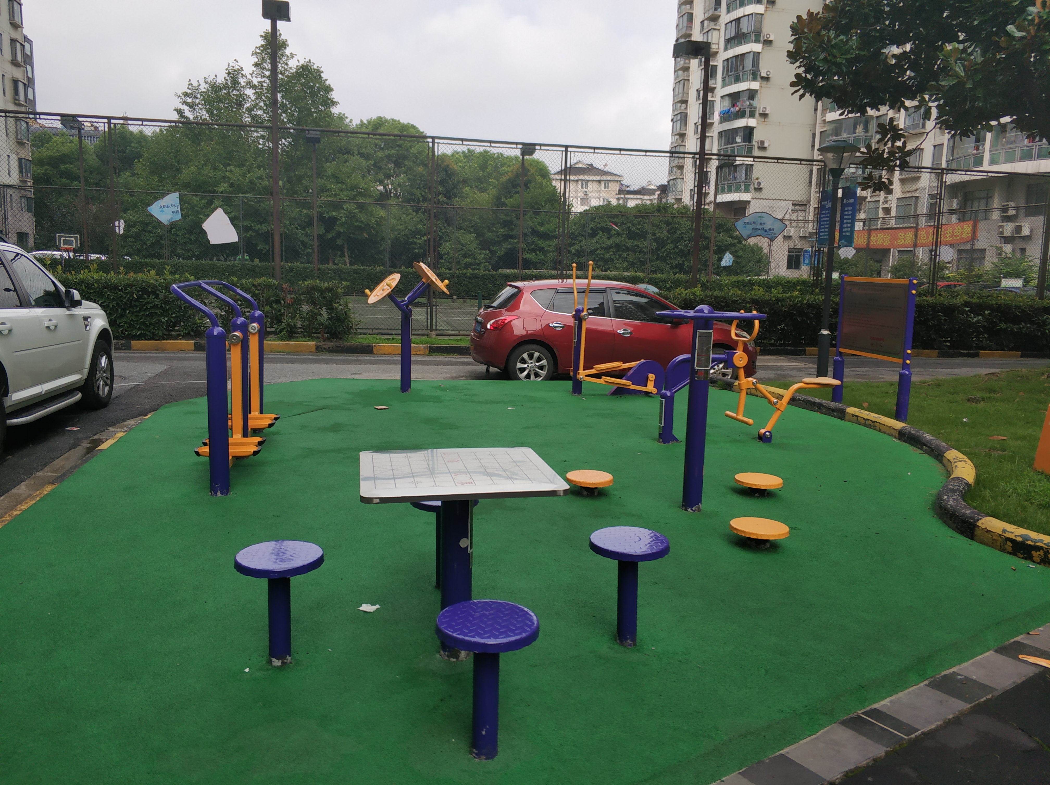 夏陽湖社區(qū)健身點2