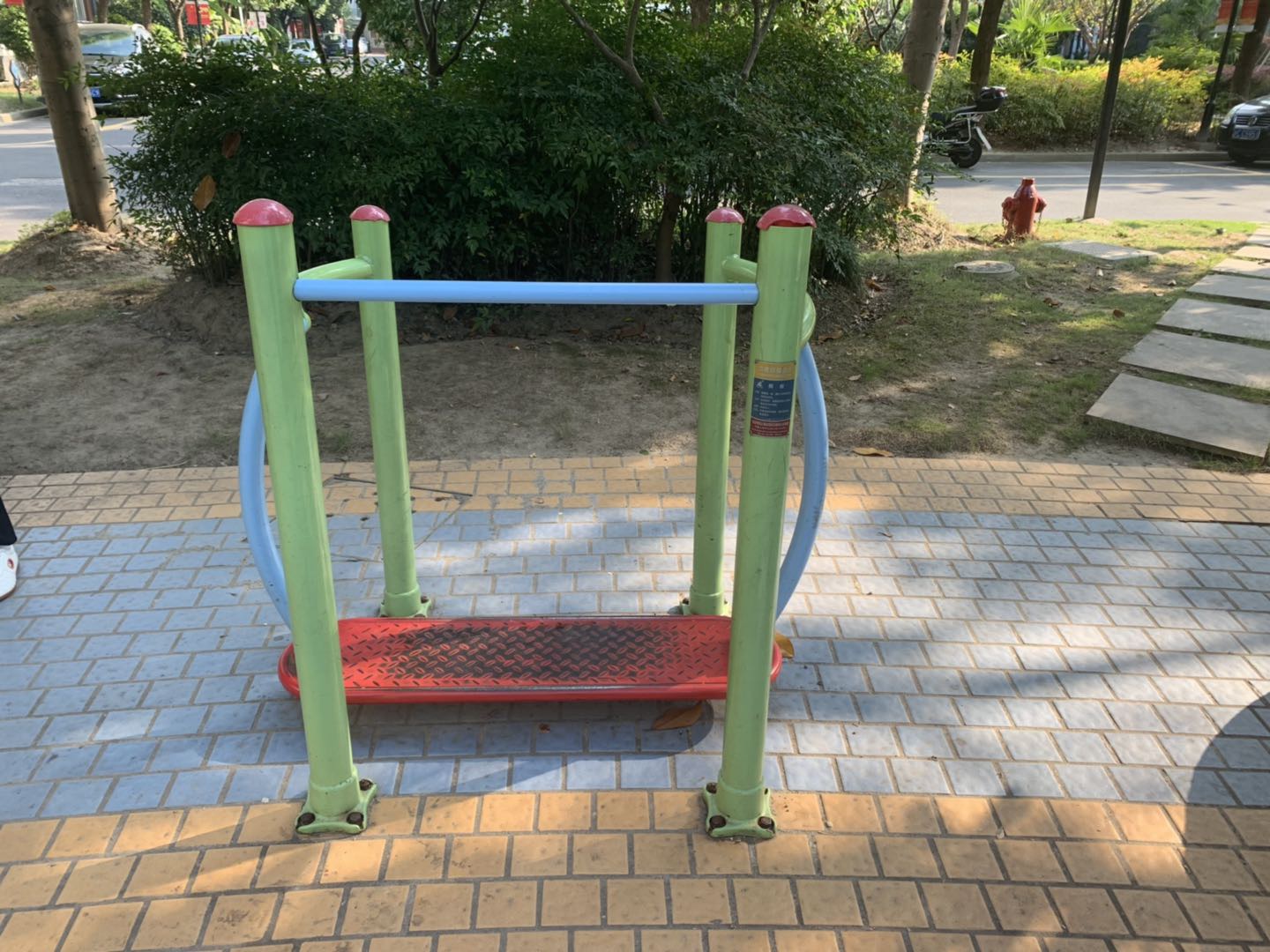 晃板健身器 晃板健身器