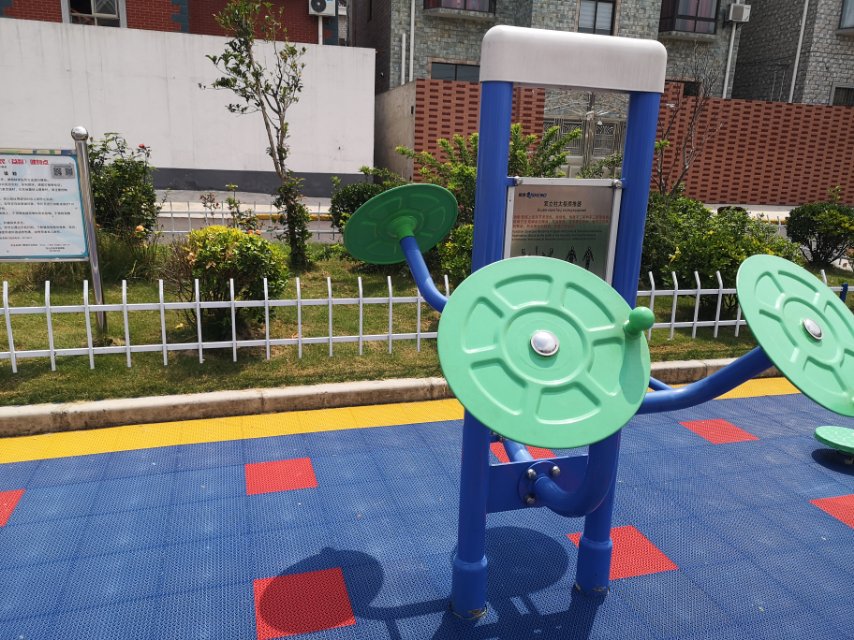 雙立柱太極揉推器 雙立柱太極揉推器