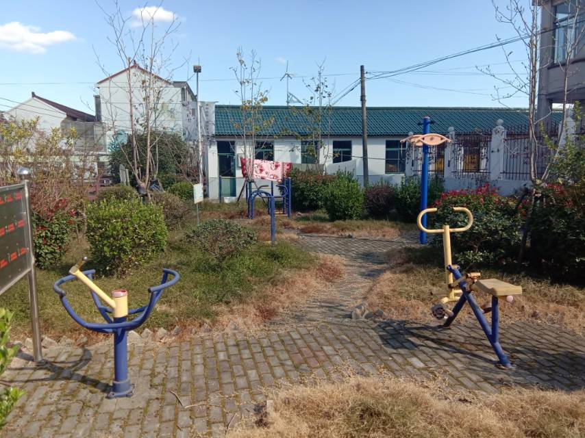 星光村1組263號前健身路徑