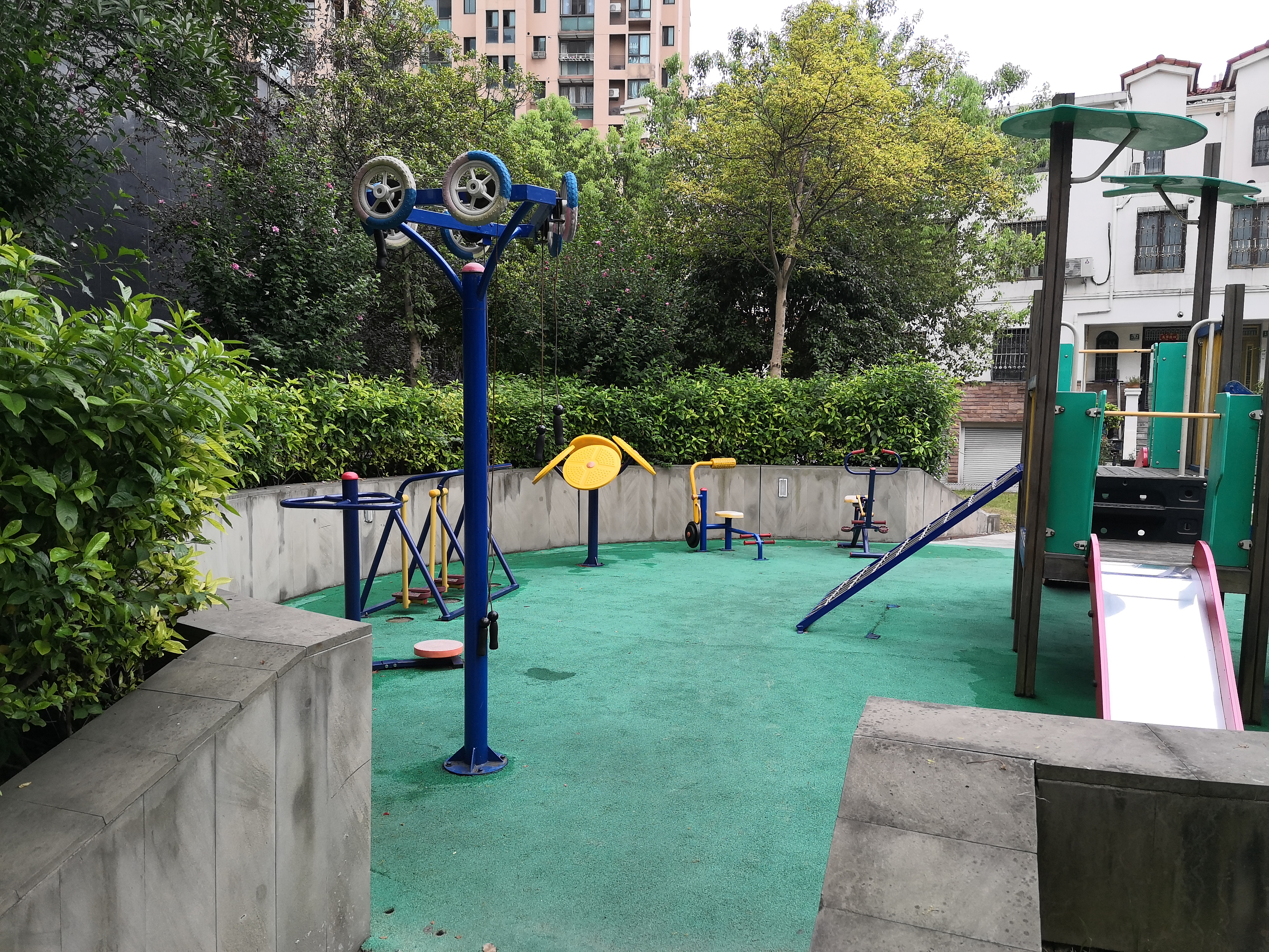 浦發(fā)香舍健身點