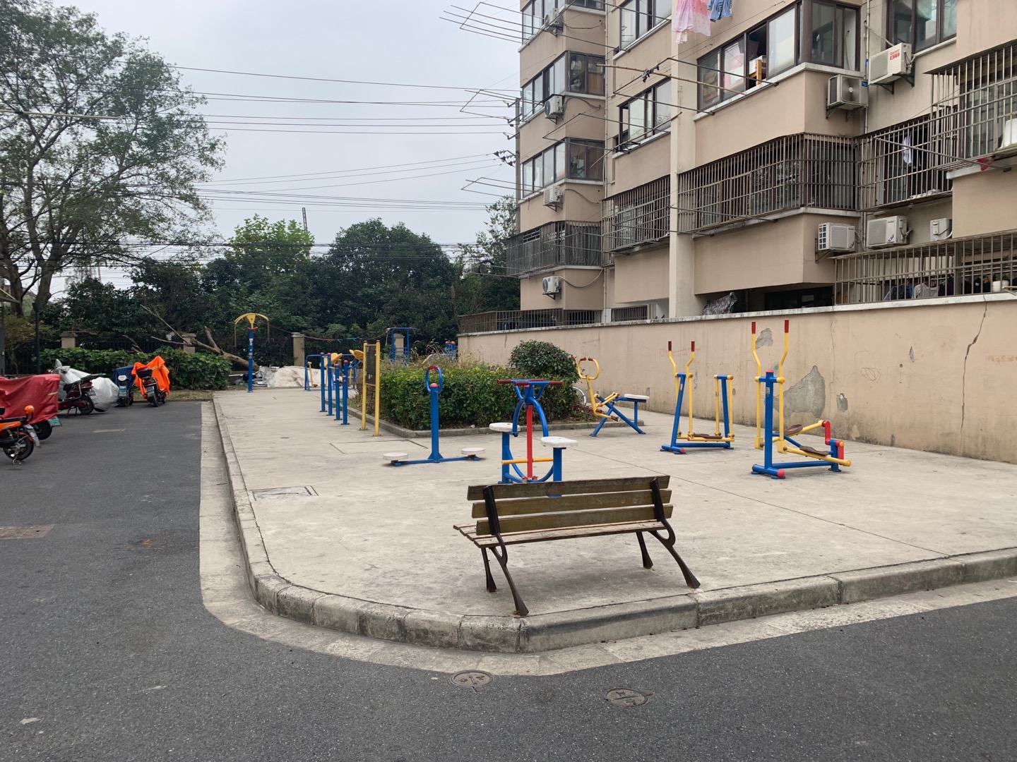 浦東新區(qū)高東鎮(zhèn)先鋒村村民委員會健身苑點(diǎn)3