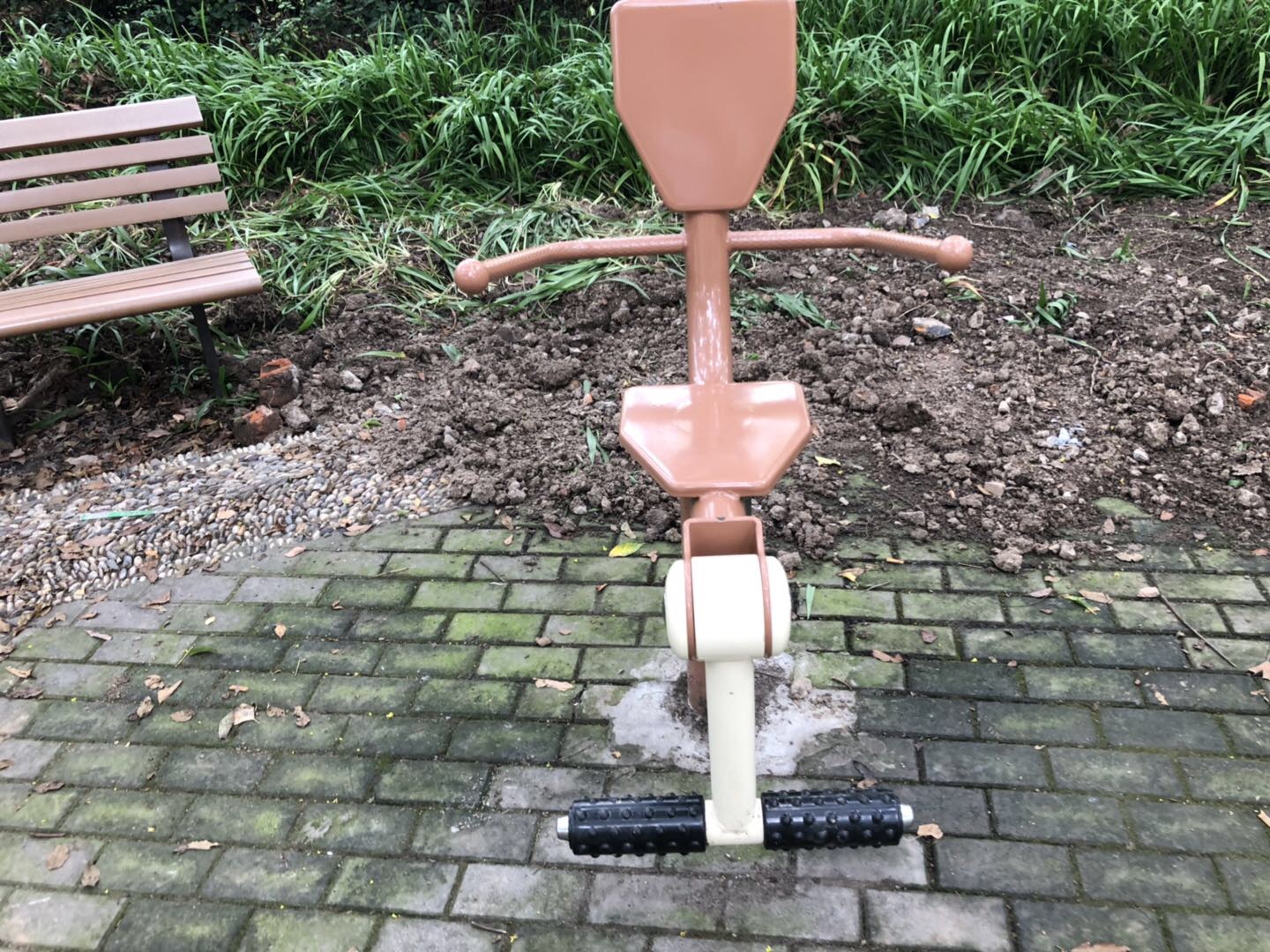 膝關節(jié)訓練器