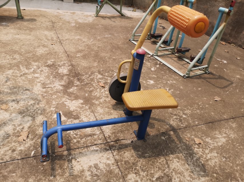 腹背鍛煉器 腹背鍛煉器