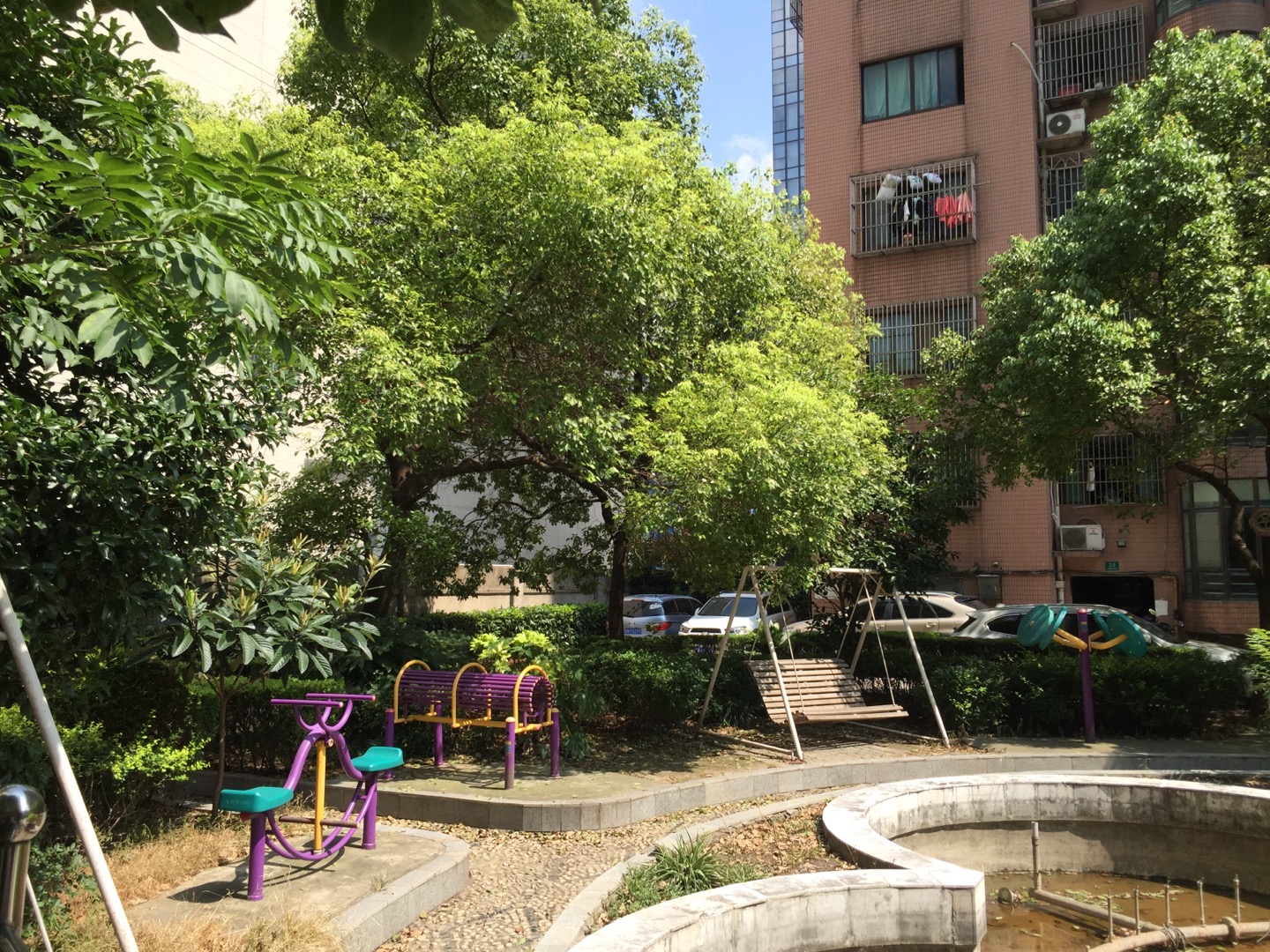 國(guó)權(quán)北居委健身點(diǎn)B