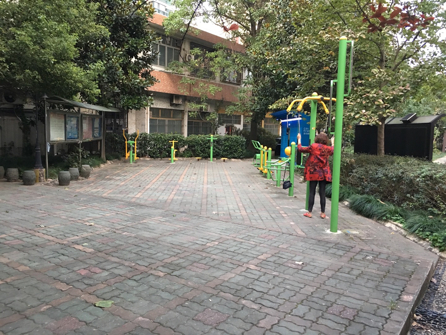 長風(fēng)馨苑市民益智健身苑點