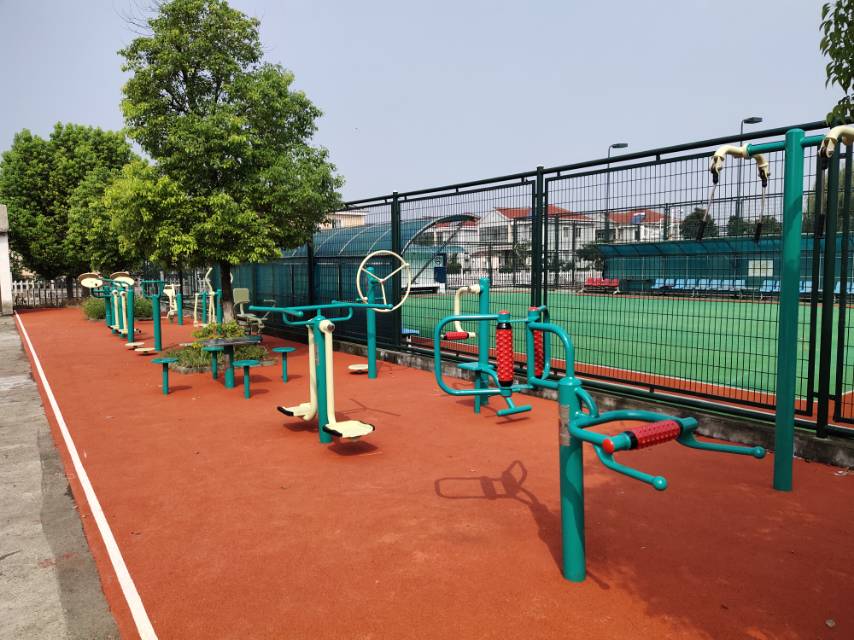 小型公共運動場健身點