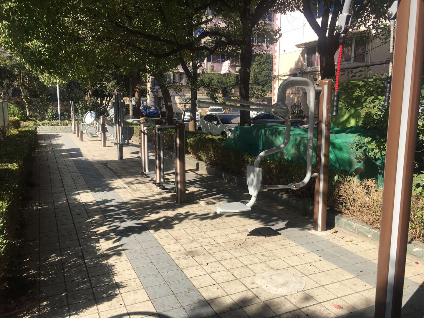 凌十三居委健身點(diǎn)1