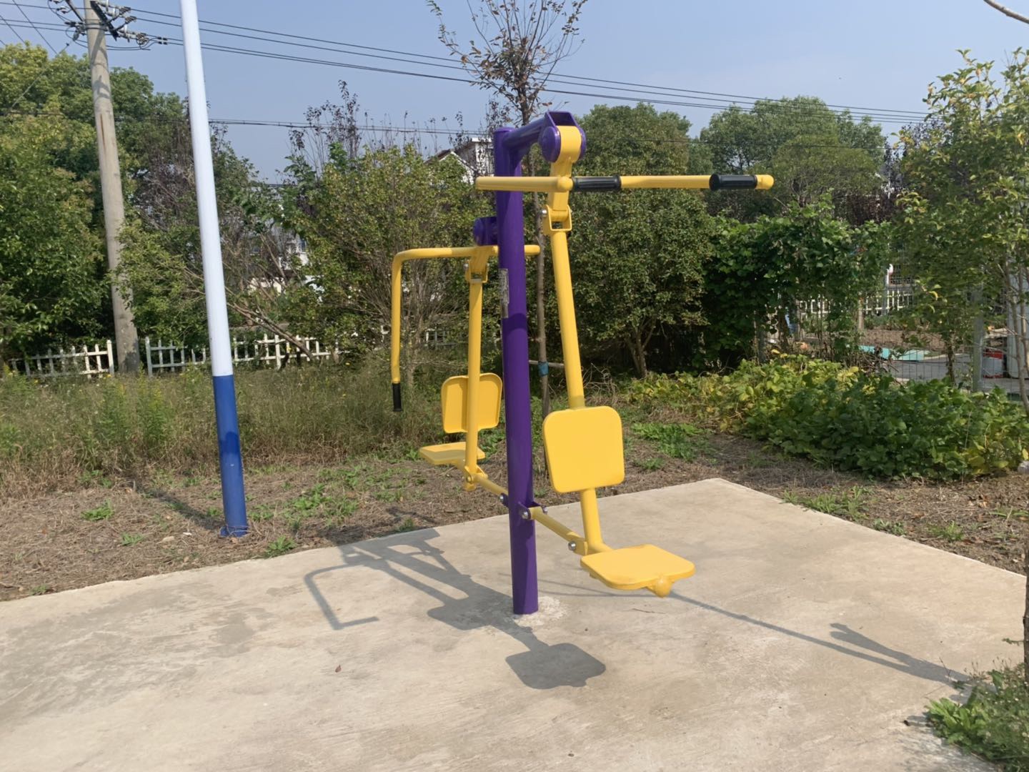 坐推坐拉器 坐推坐拉器