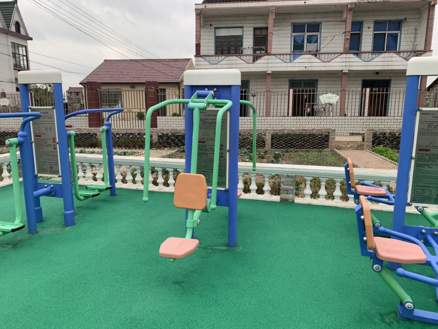 雙立柱前推訓(xùn)練器