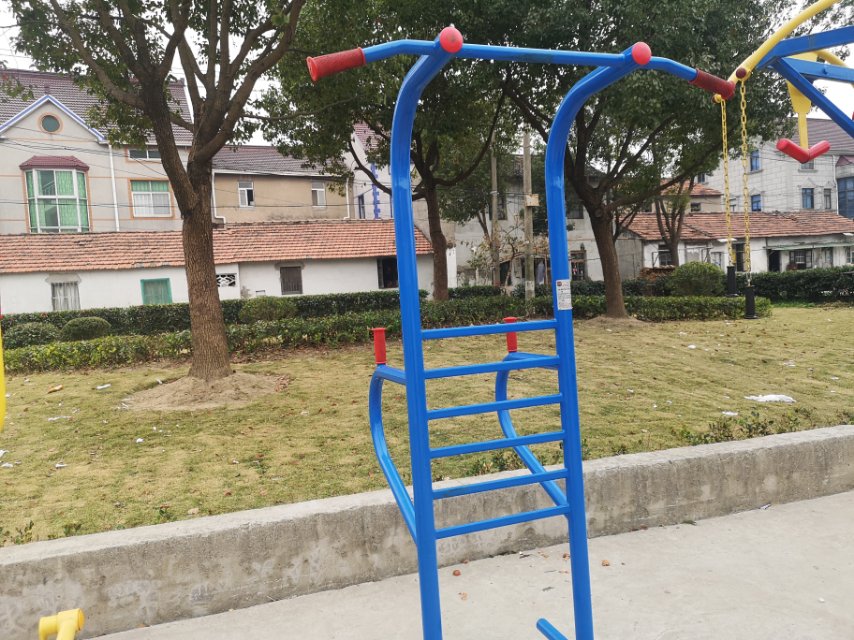 多功能訓(xùn)練器