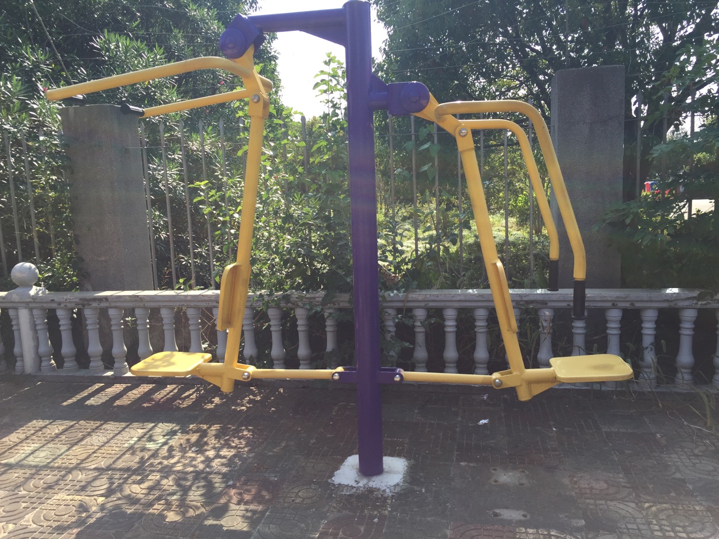 雙位蹬力器 雙位蹬力器