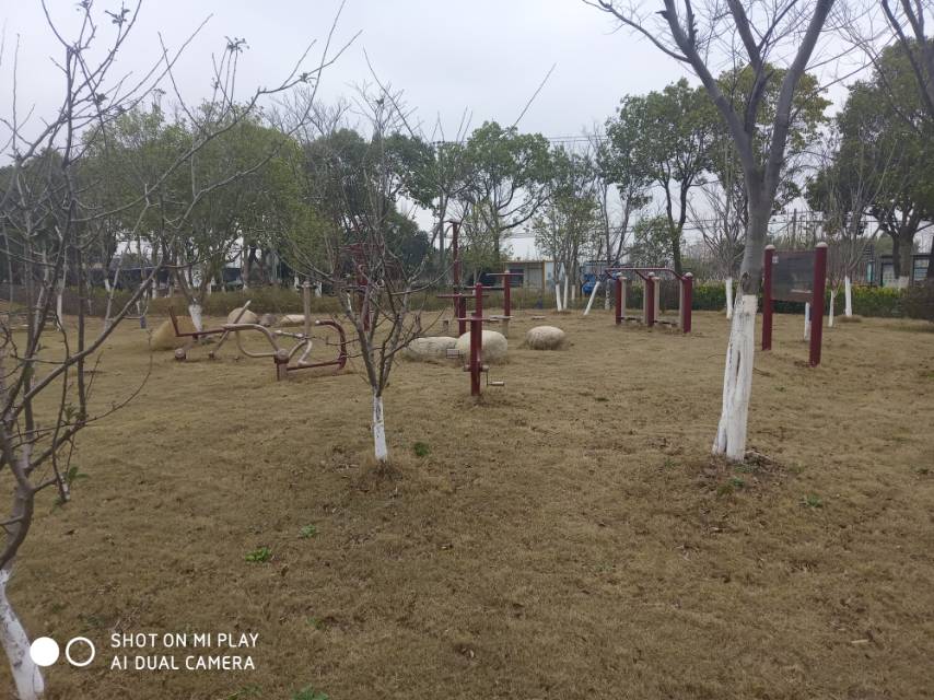 綠舟社區(qū)港俞路健身苑點(diǎn)（二）