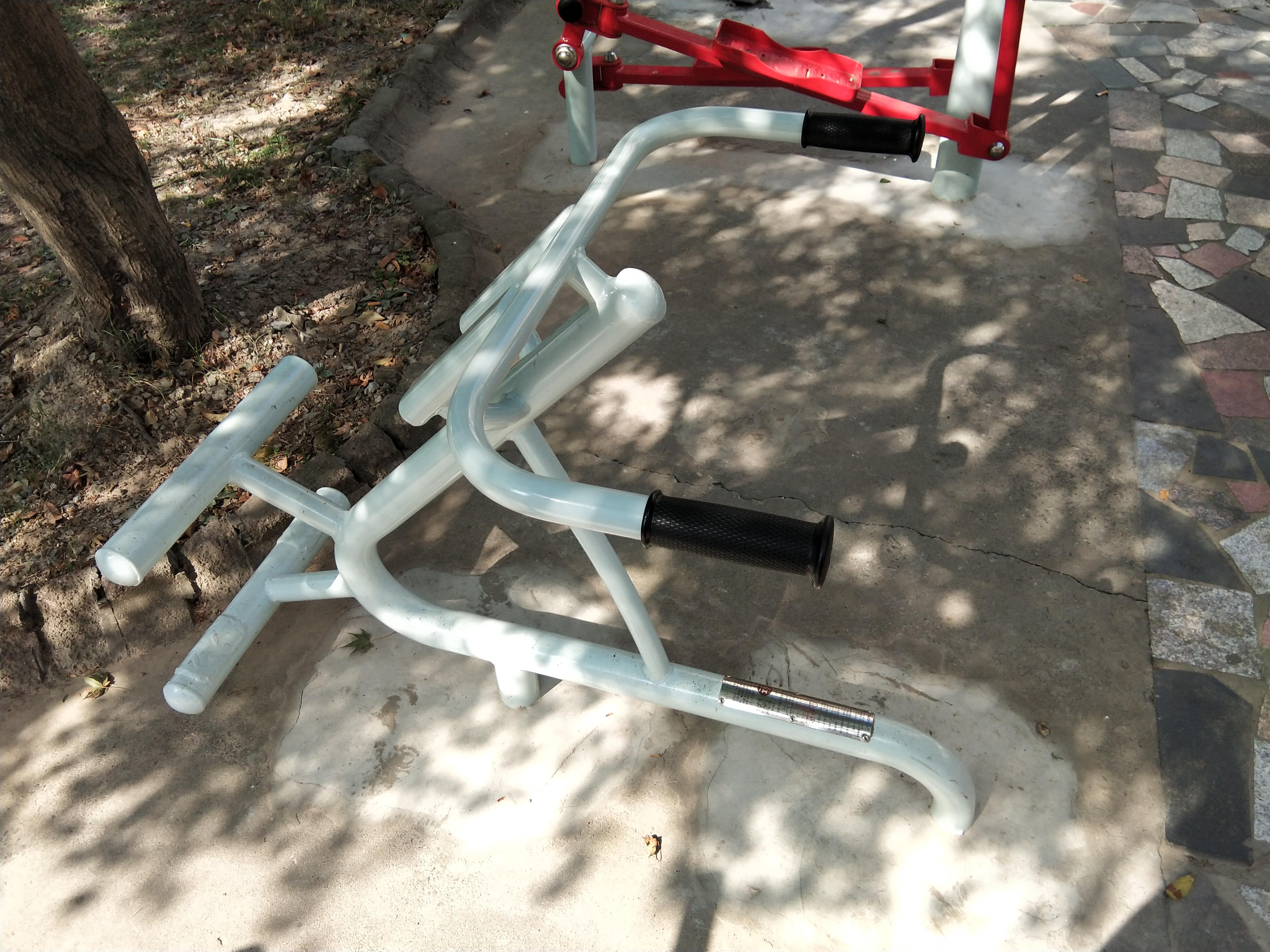 背肌訓(xùn)練器