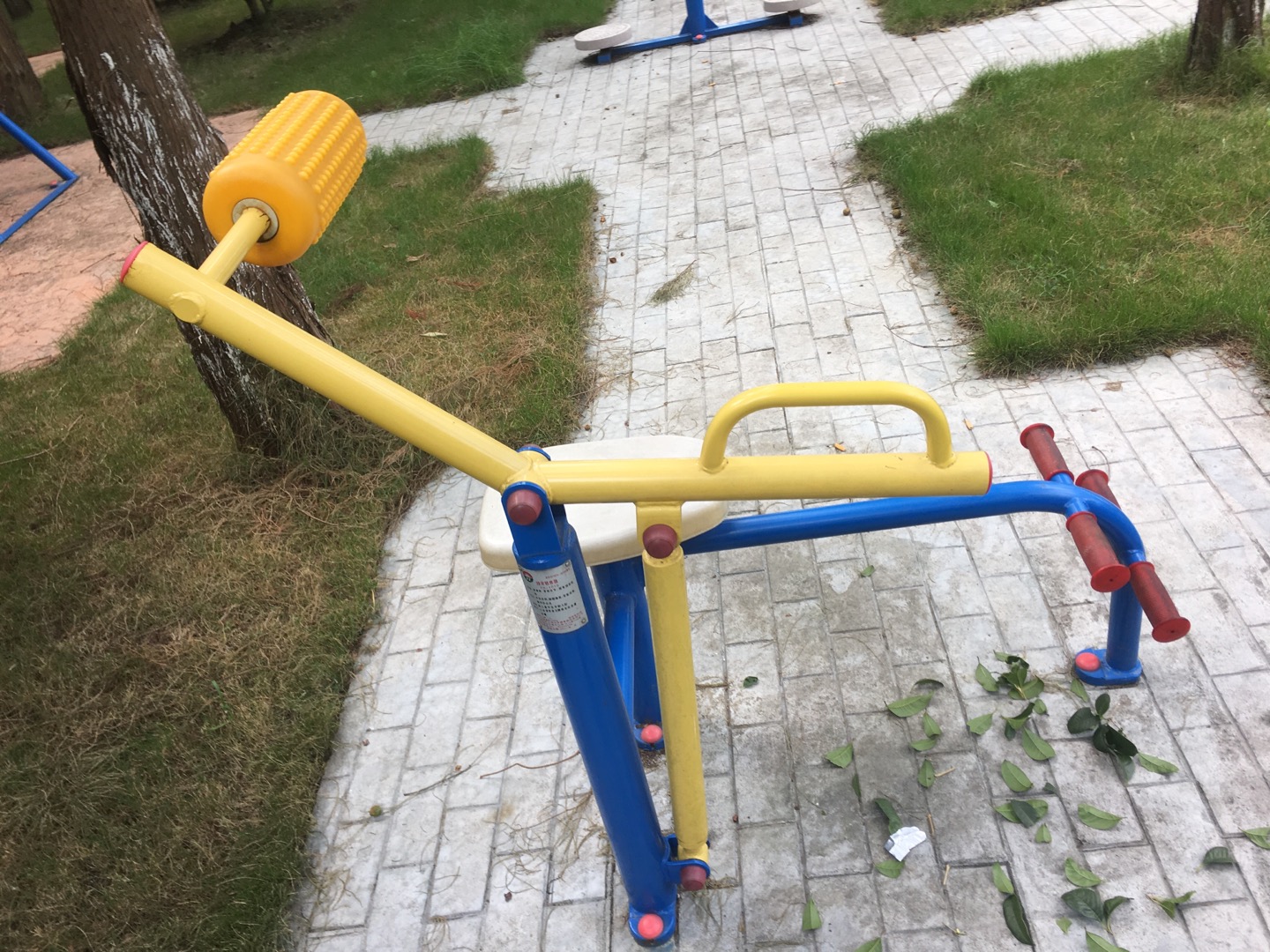 腹背鍛煉器 腹背鍛煉器