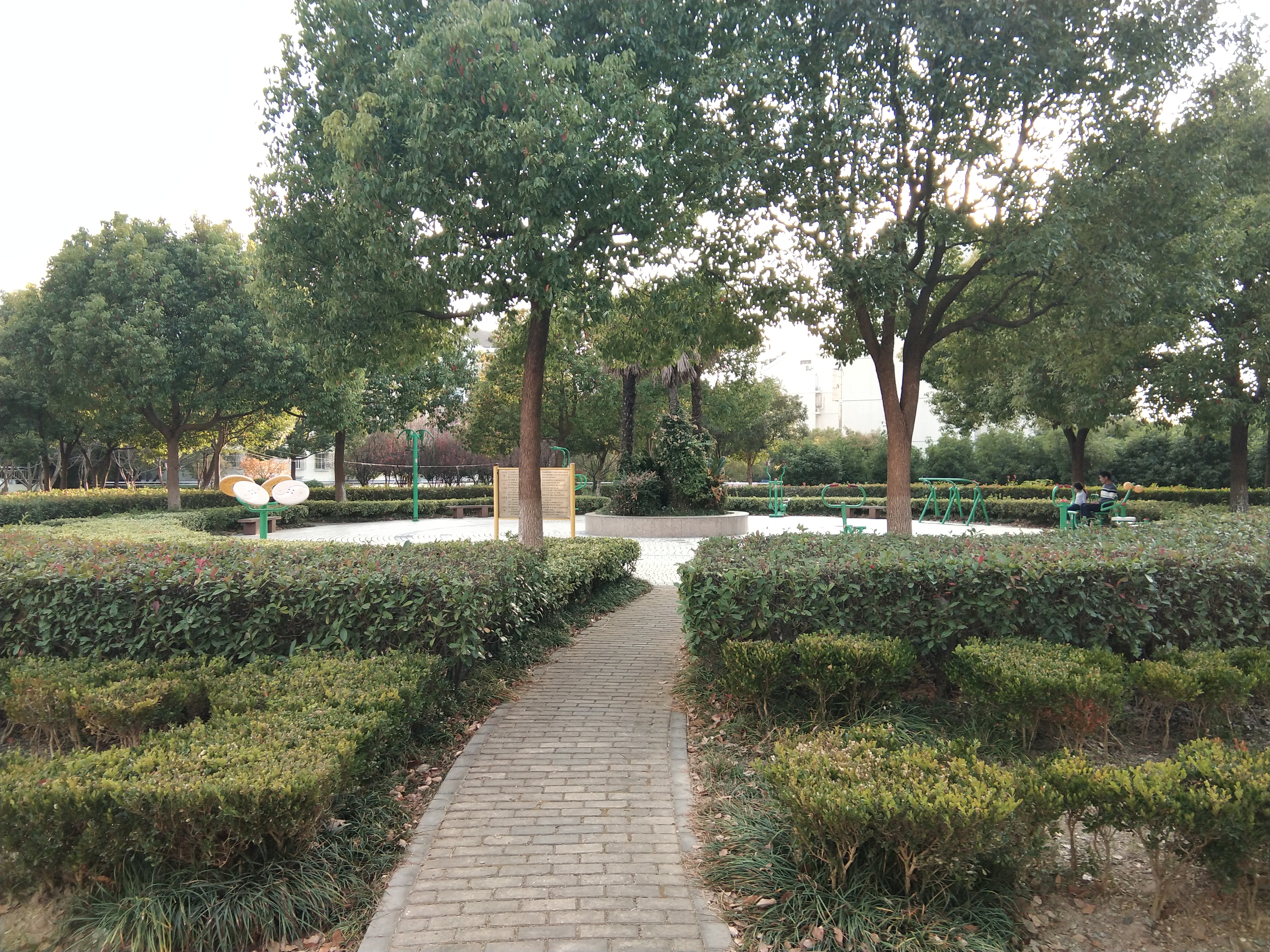 順馨佳園健身器材（北）