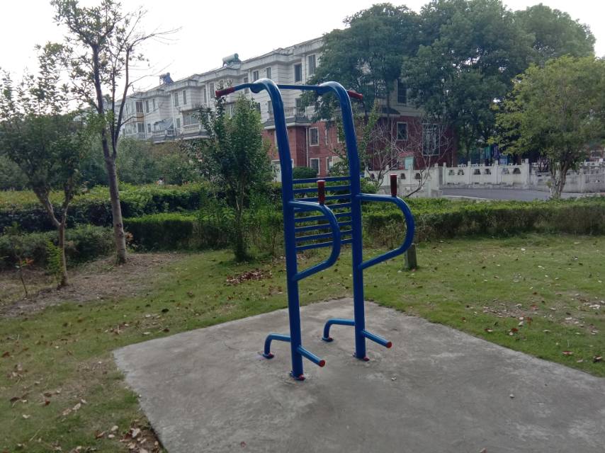 多功能訓(xùn)練器 多功能訓(xùn)練器