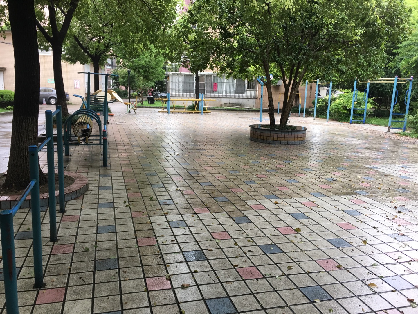 柵橋社區(qū)健身苑點