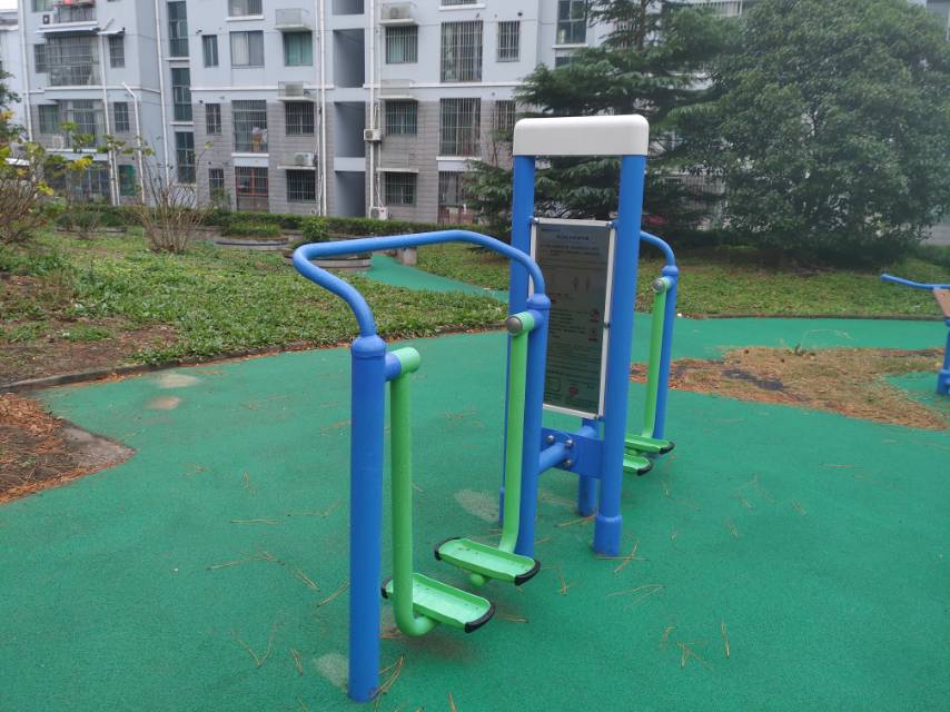 雙立柱太空漫步器