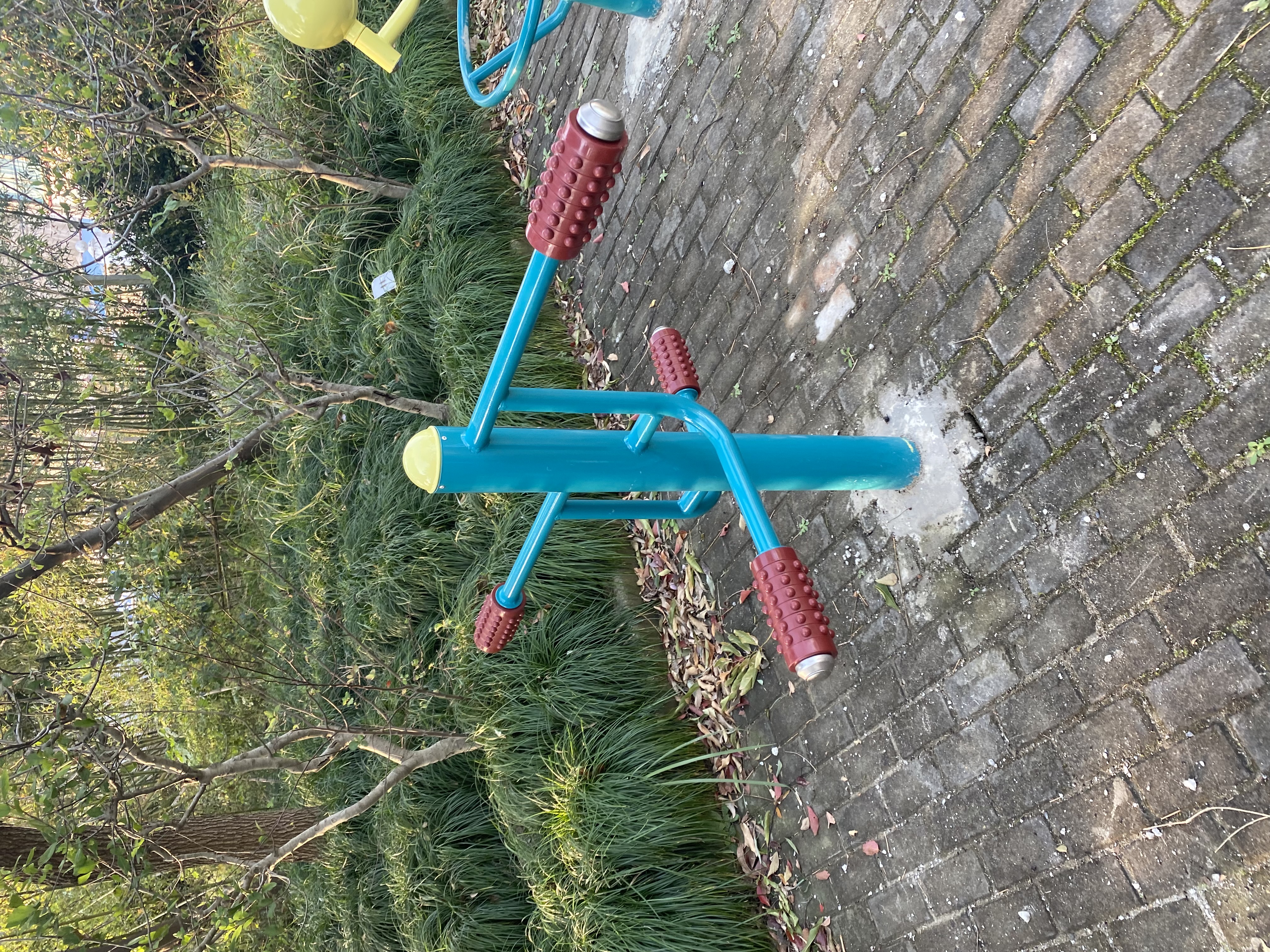 四級壓腿按摩器