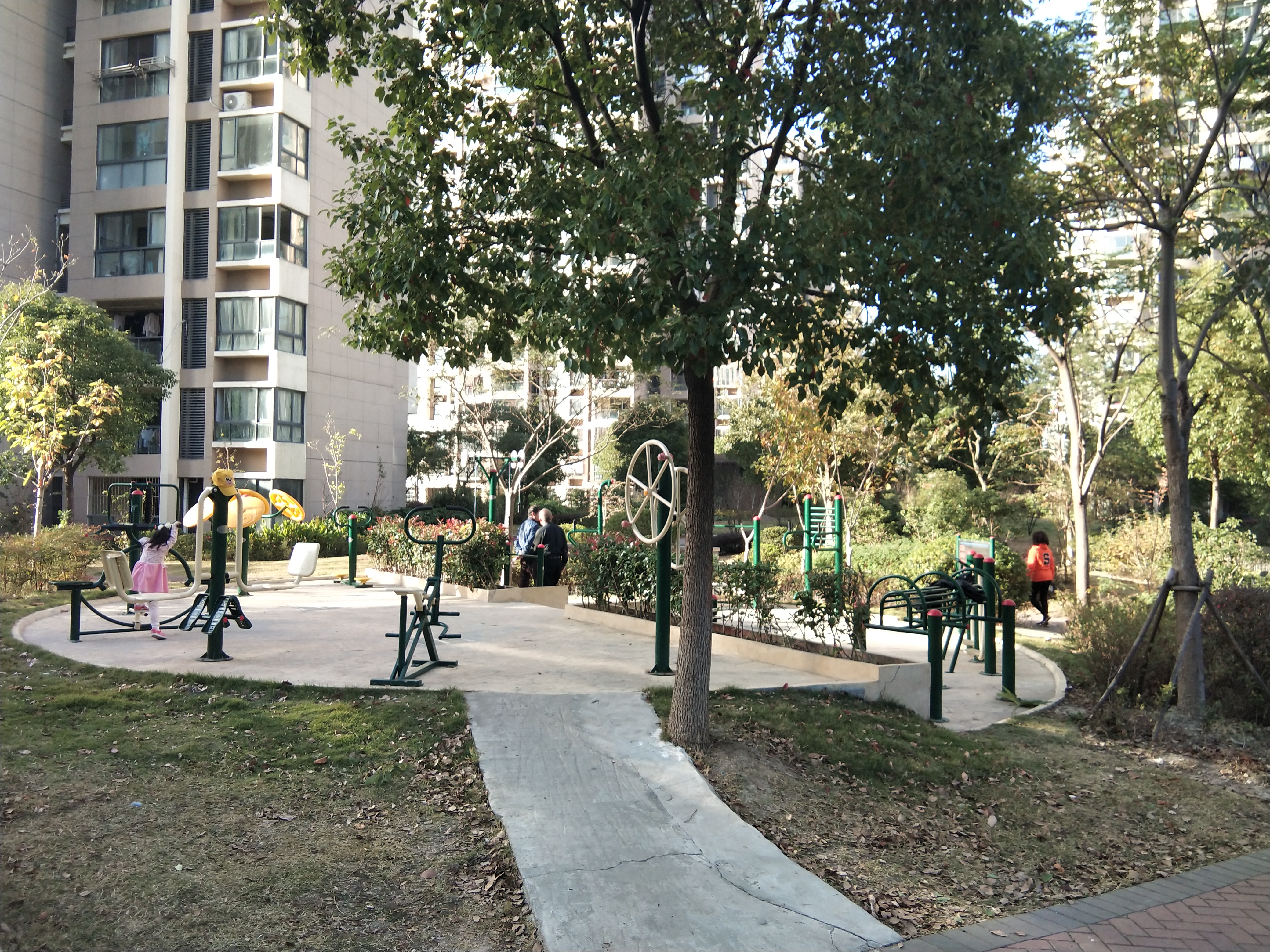 絲廬雅苑二期健身苑點