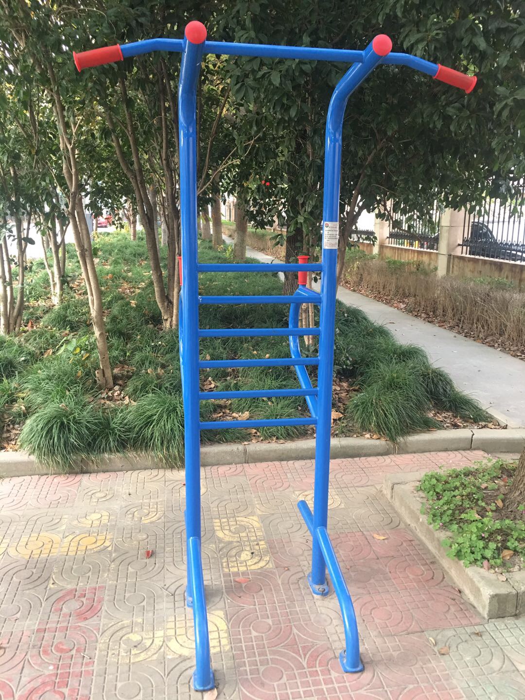 多功能訓(xùn)練器