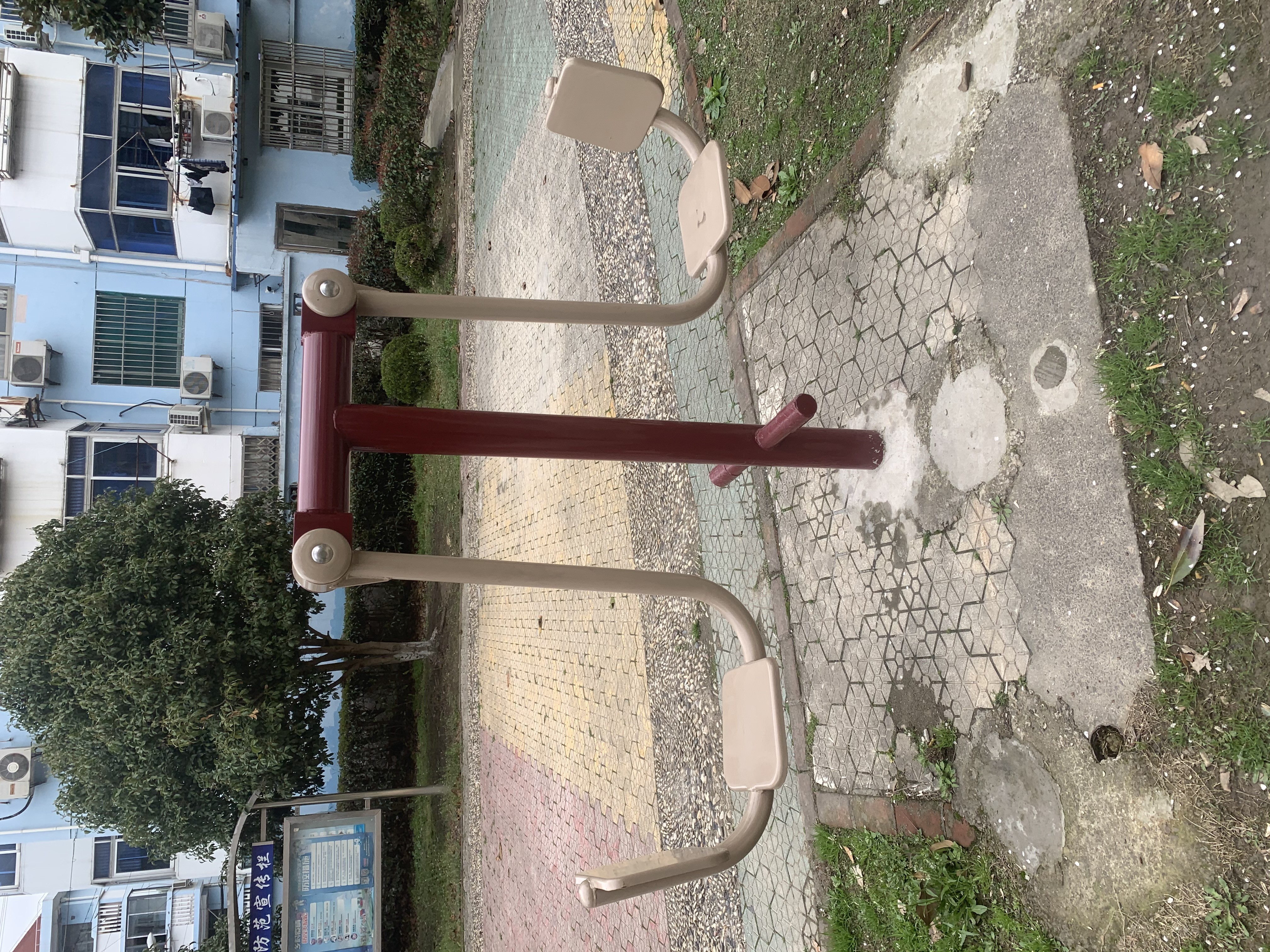 雙人坐蹬器 雙人坐蹬器