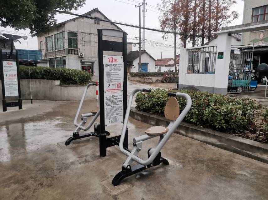 自重式平推訓(xùn)練器