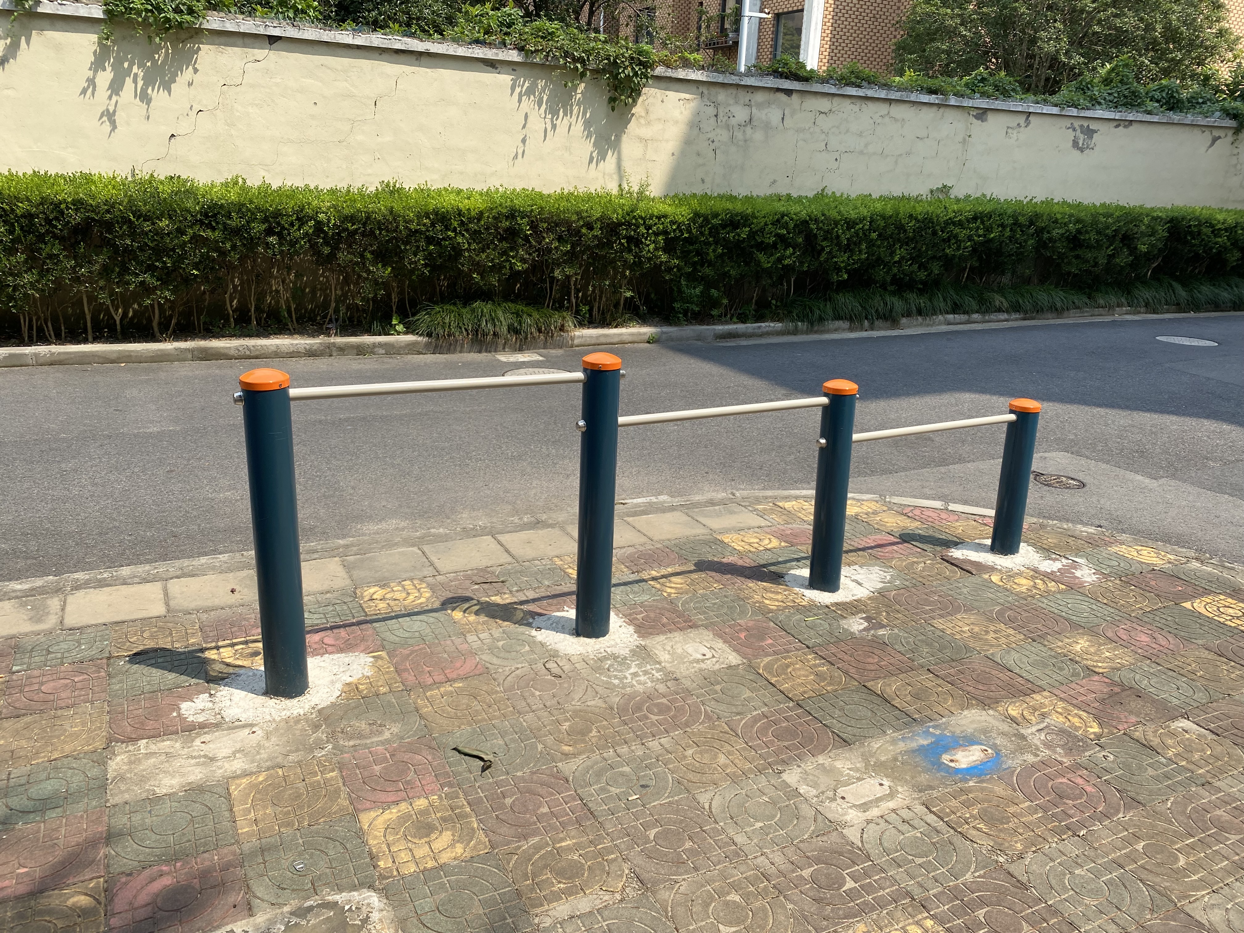 彈振壓腿器 彈振壓腿器