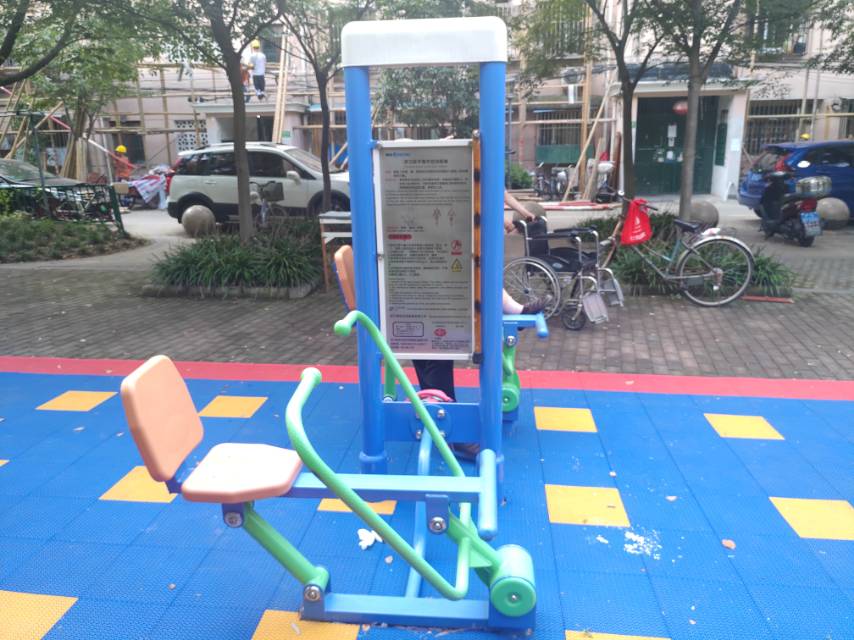 雙立柱拉力訓(xùn)練器 雙立柱拉力訓(xùn)練器