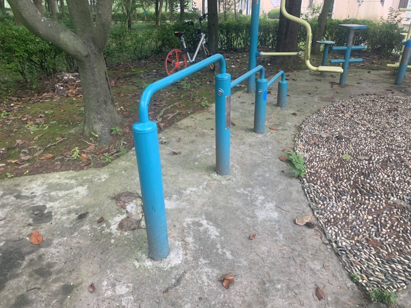 彈震壓腿器 彈震壓腿器