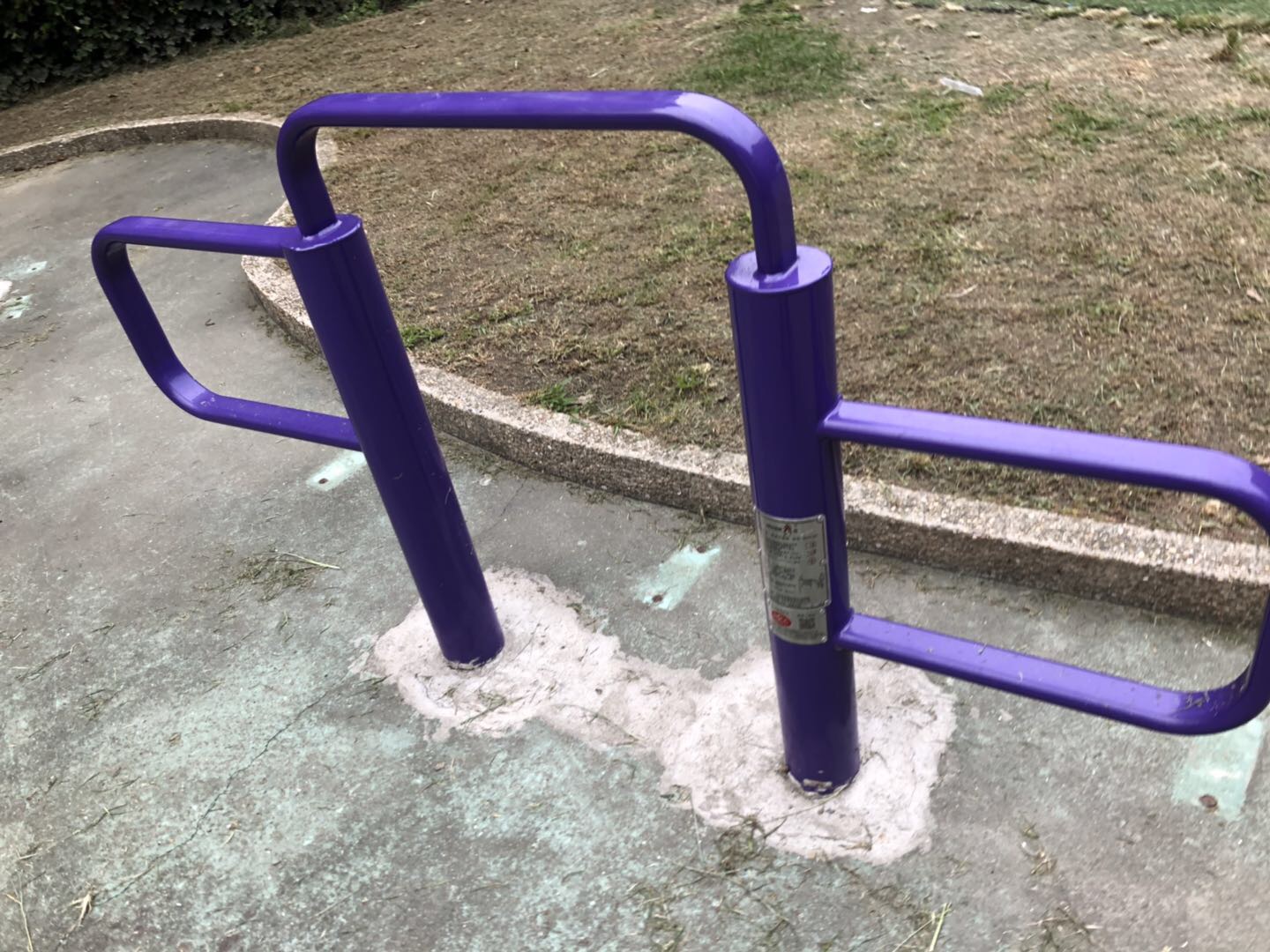 彈振壓腿器 彈振壓腿器