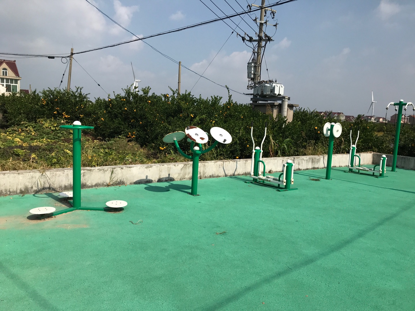 創(chuàng)建村健身點(diǎn)