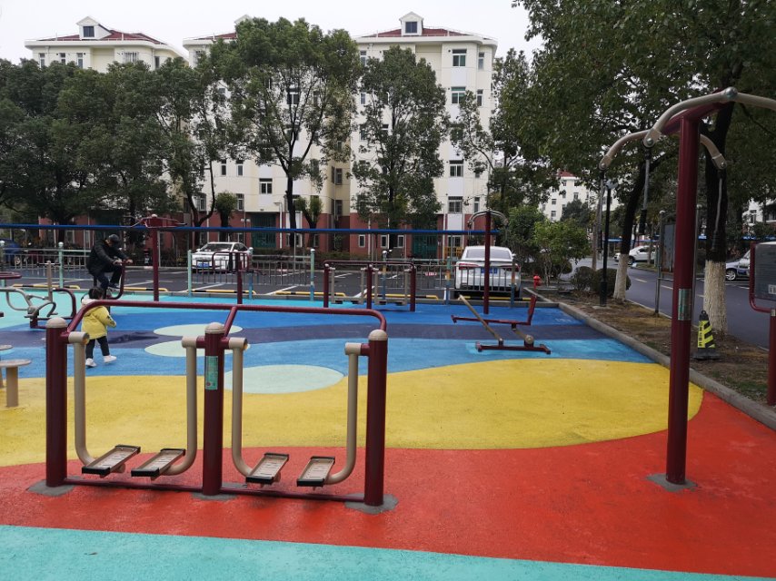 聯(lián)江居委會(huì)健身點(diǎn)