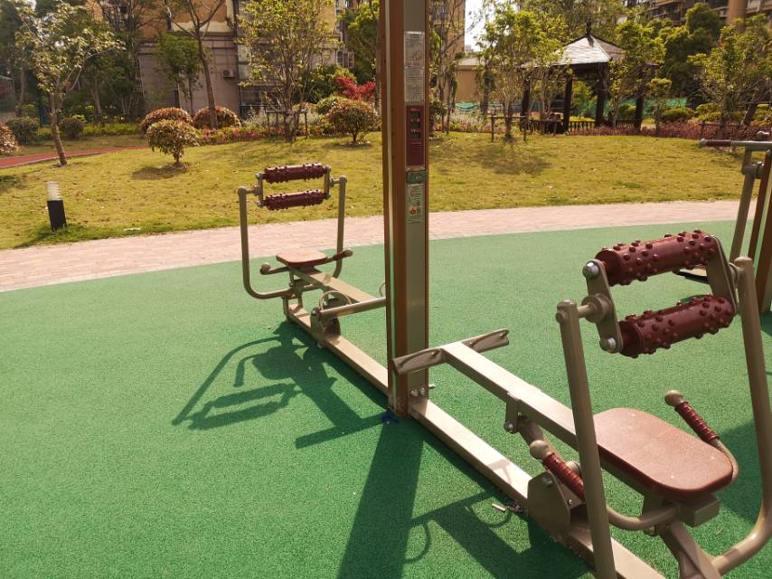 雙位背部訓(xùn)練器 雙位背部訓(xùn)練器