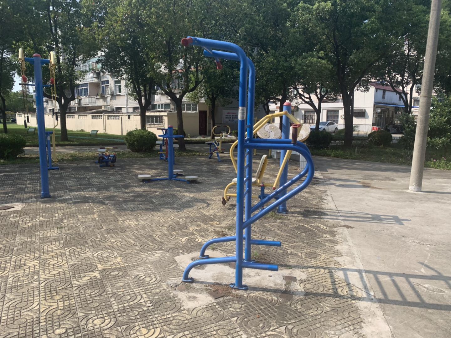 多功能訓(xùn)練器