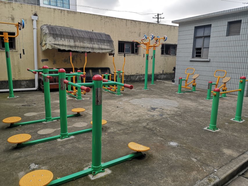 豪世盛地居委健身苑點(diǎn)D