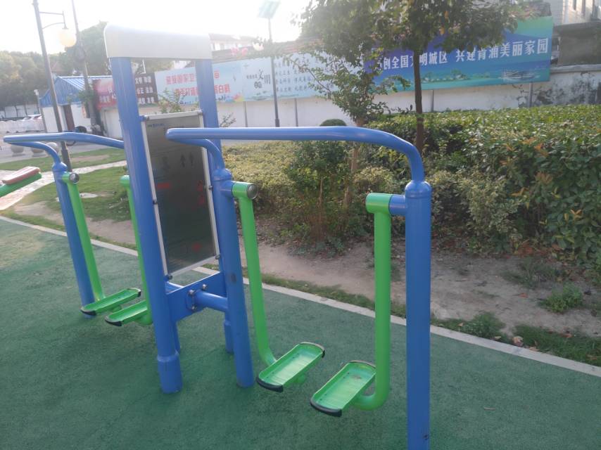 雙立柱太空漫步器 雙立柱太空漫步器