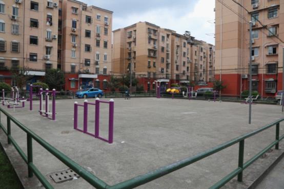 銀都一居委七村健身點