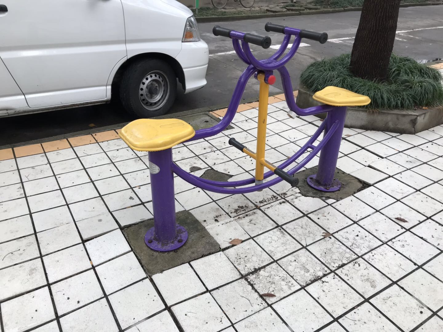 下肢康復(fù)器