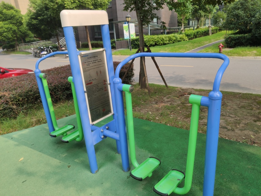 雙立柱太空漫步器 雙立柱太空漫步器