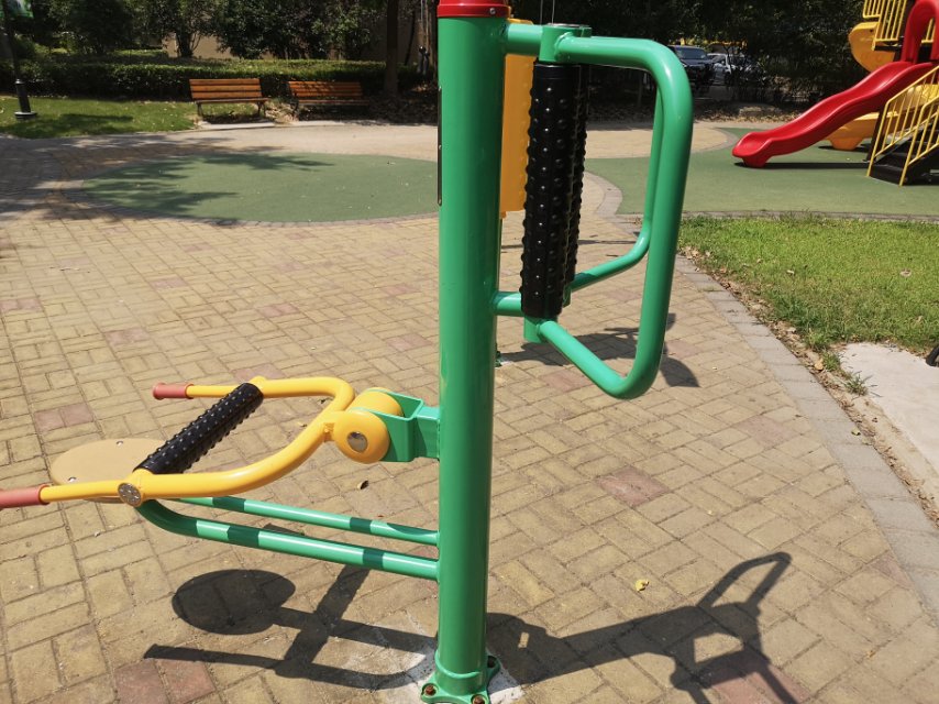 坐式腰背按摩器 坐式腰背按摩器