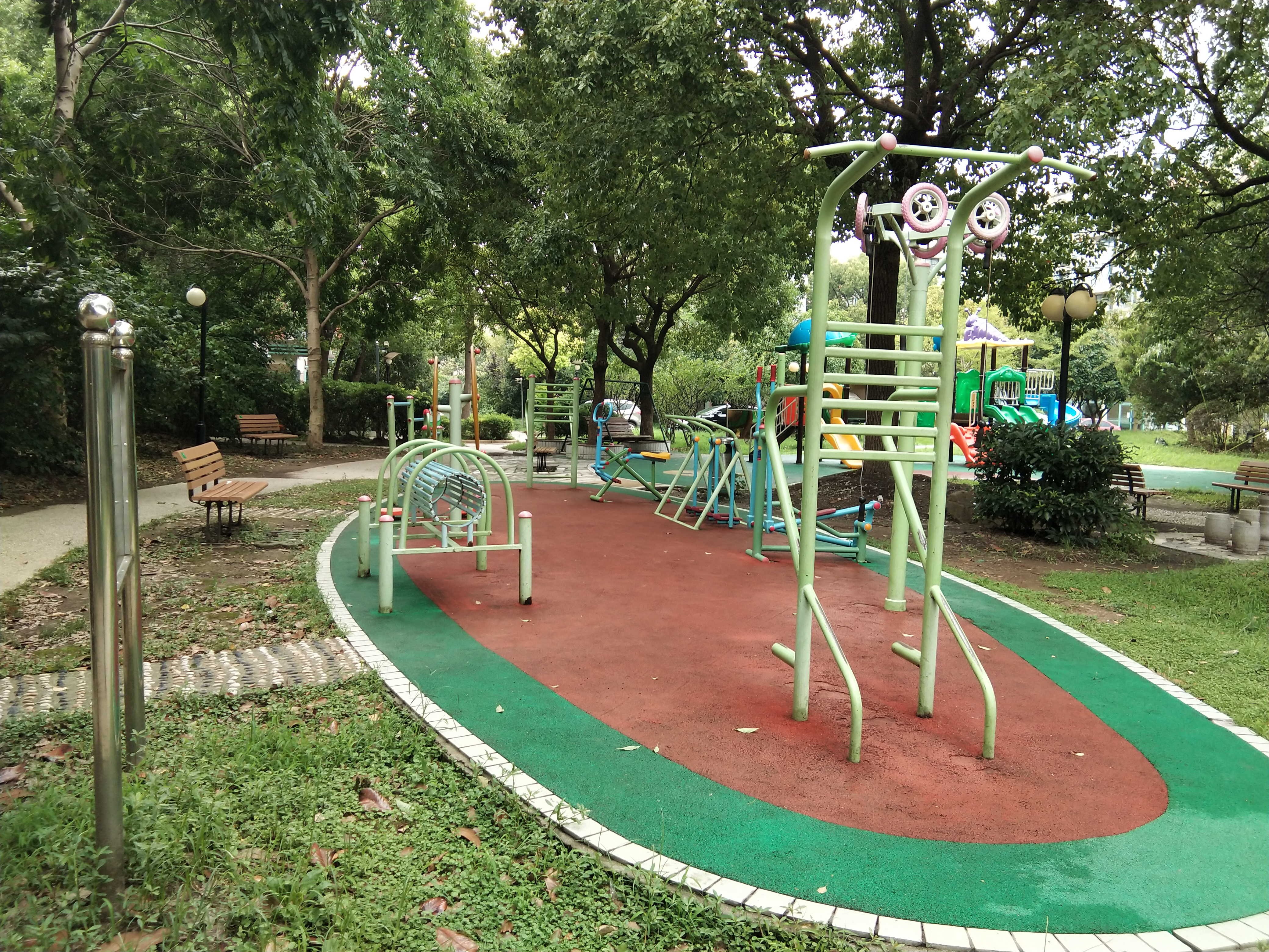 今天花園健身點