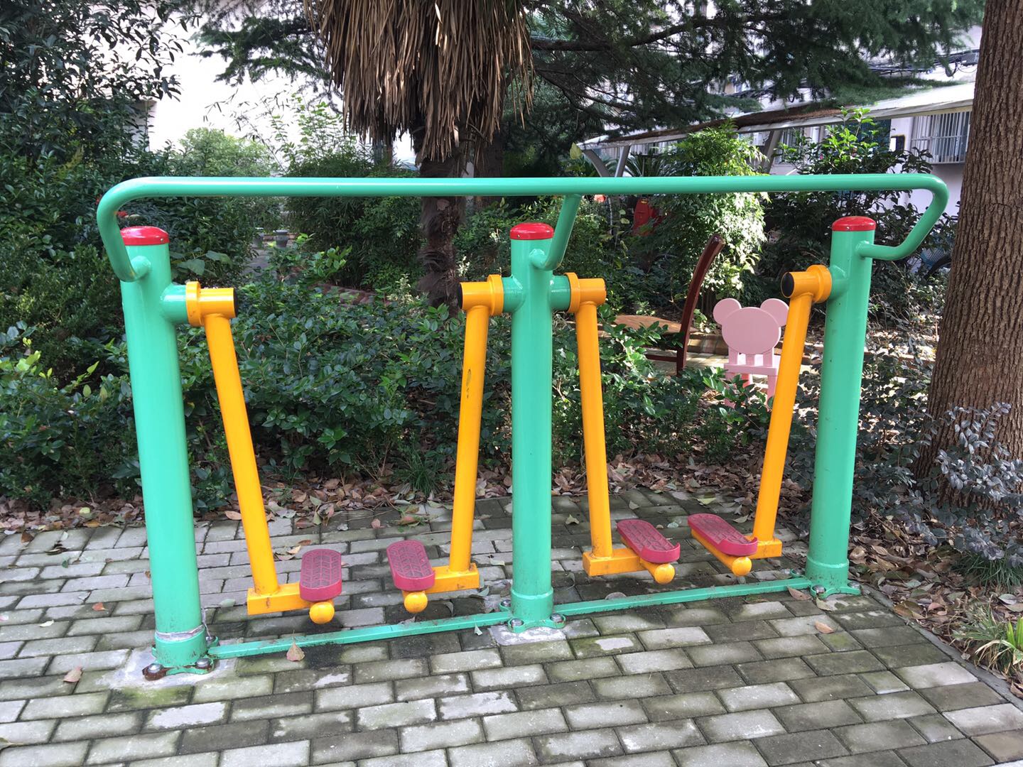 兩聯(lián)漫步機 兩聯(lián)漫步機