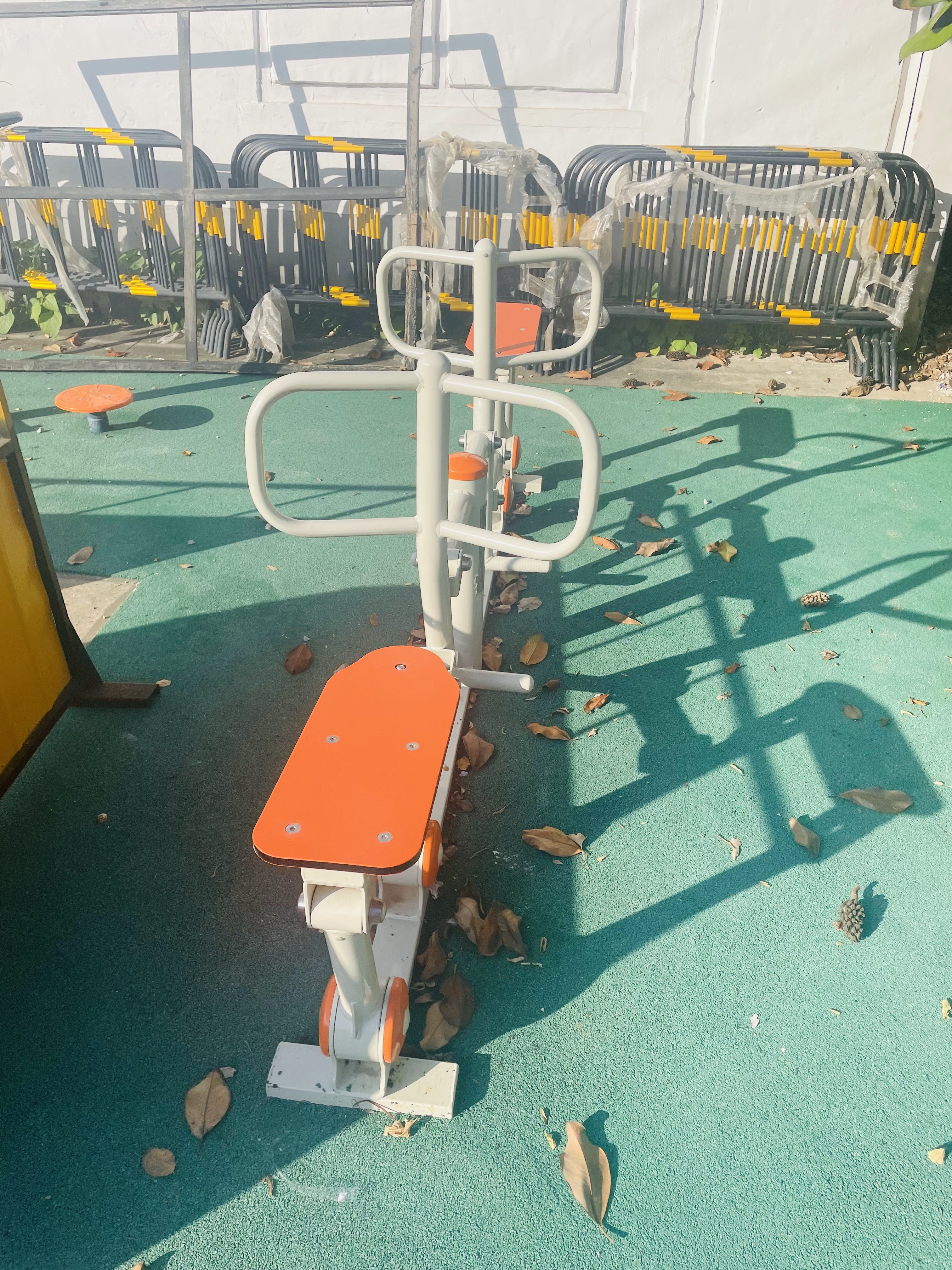 兒童娛樂(lè)設(shè)施