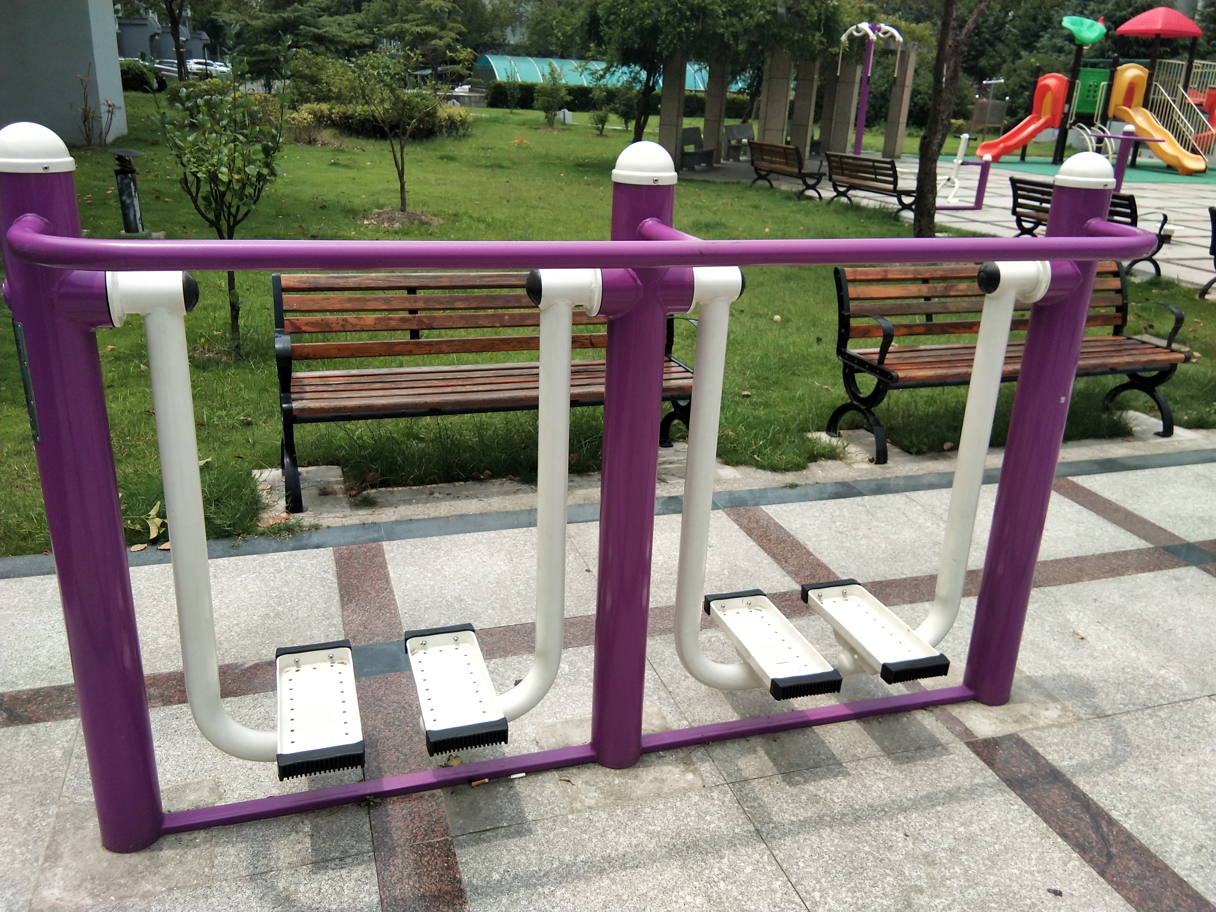 雙位漫步機(jī) 雙位漫步機(jī)