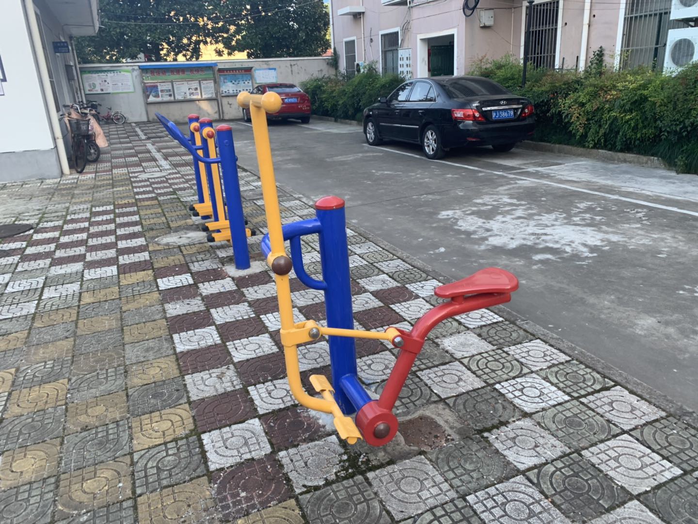 健騎機(jī) 健騎機(jī)