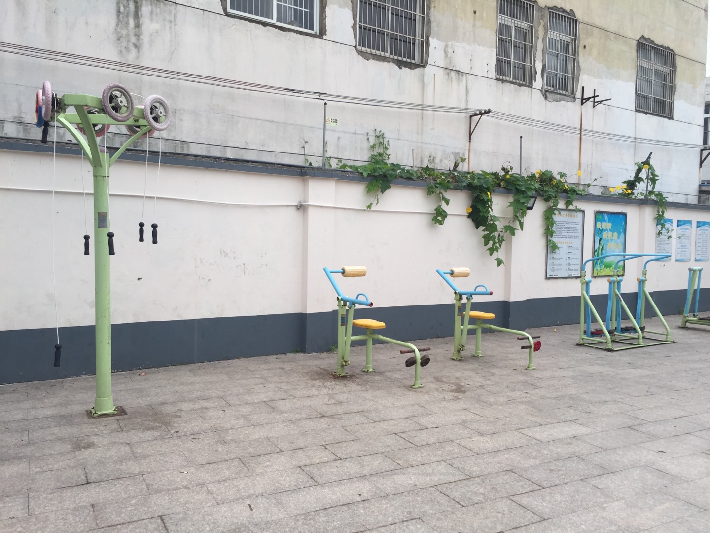 華漕村沈更浪健身點