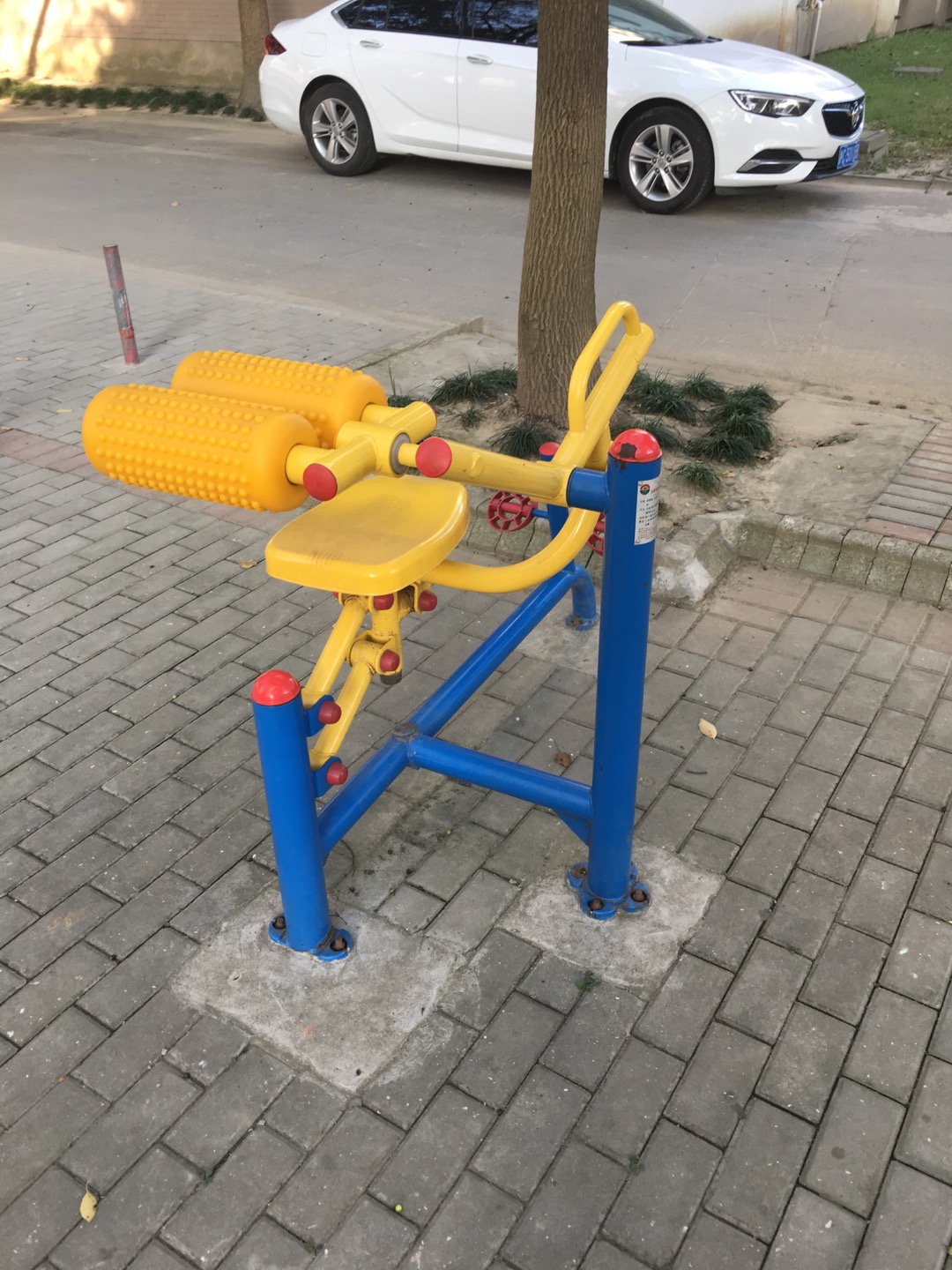 腹背鍛煉器 腹背鍛煉器